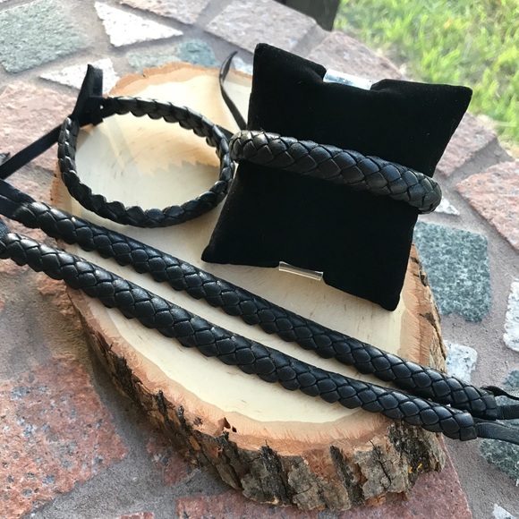 SOLD Genuine black leather band bracelet - Picture 2 of 8